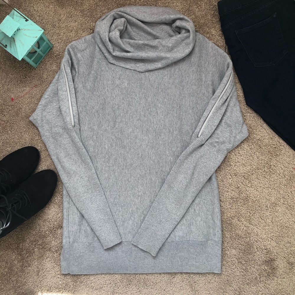 Michael Kors Zippered Cold Shoulder sweater